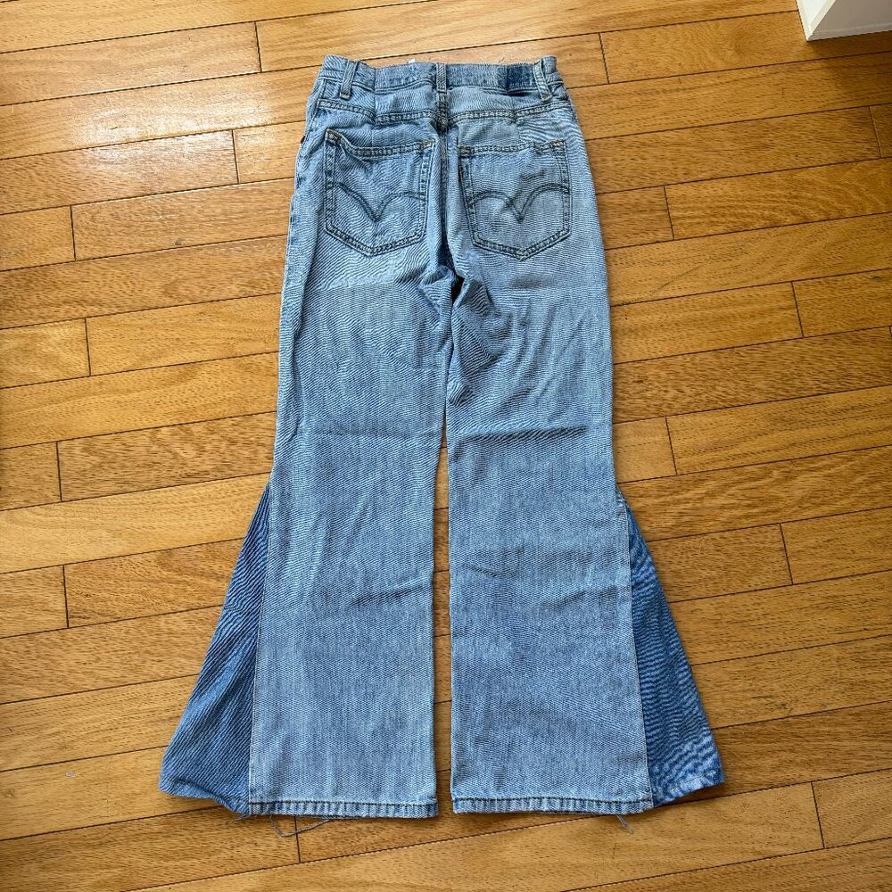 90s lowrise flare Levi’s Jeans - Rare